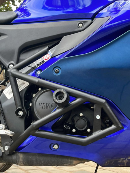 R15V4 - CRASH GUARD